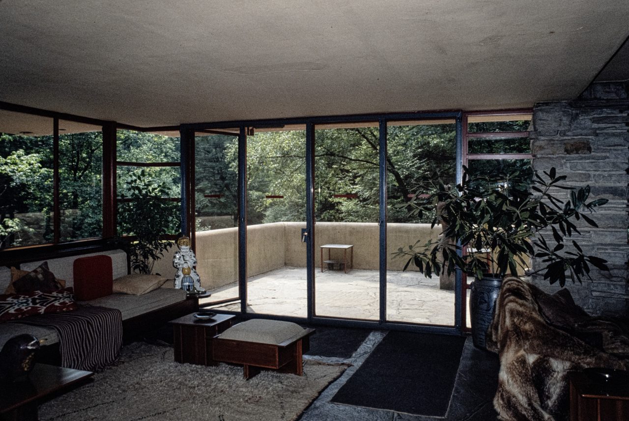 第二回 フランク・ロイド・ライト 開放性以外の役割を与えられた「窓