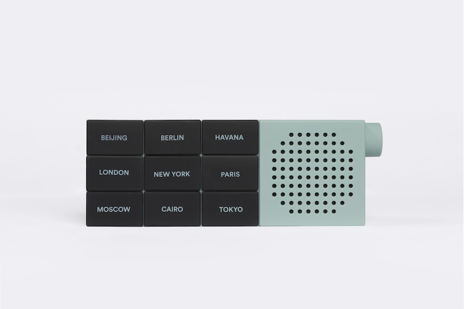 世界18都市のラジオ放送が聴けてボタンもカスタマイズできるbluetooth