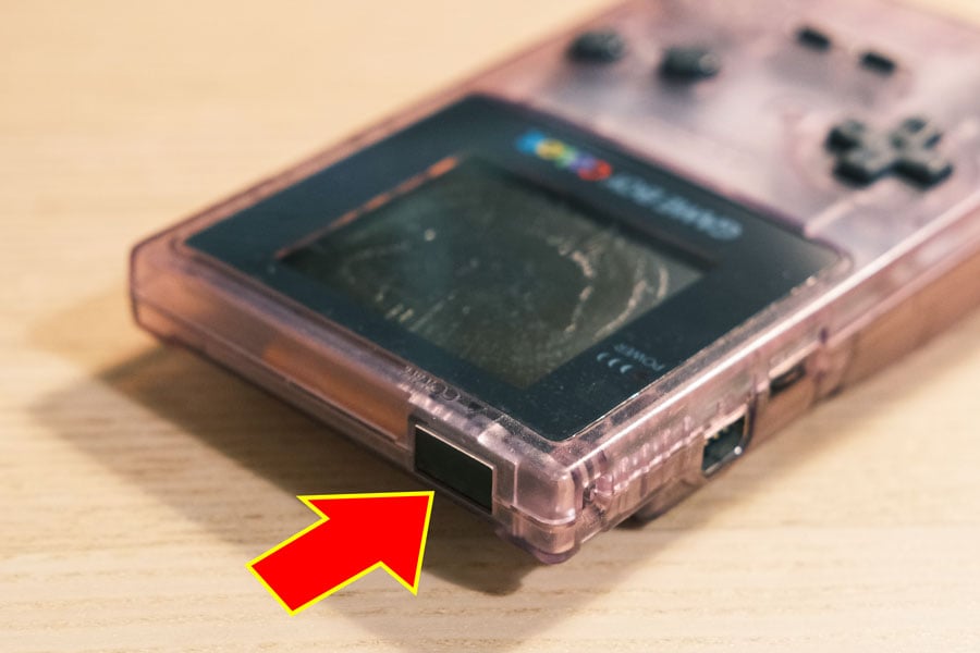 若い世代は知らない…「ゲームボーイカラー」にあった「謎の四角形」の