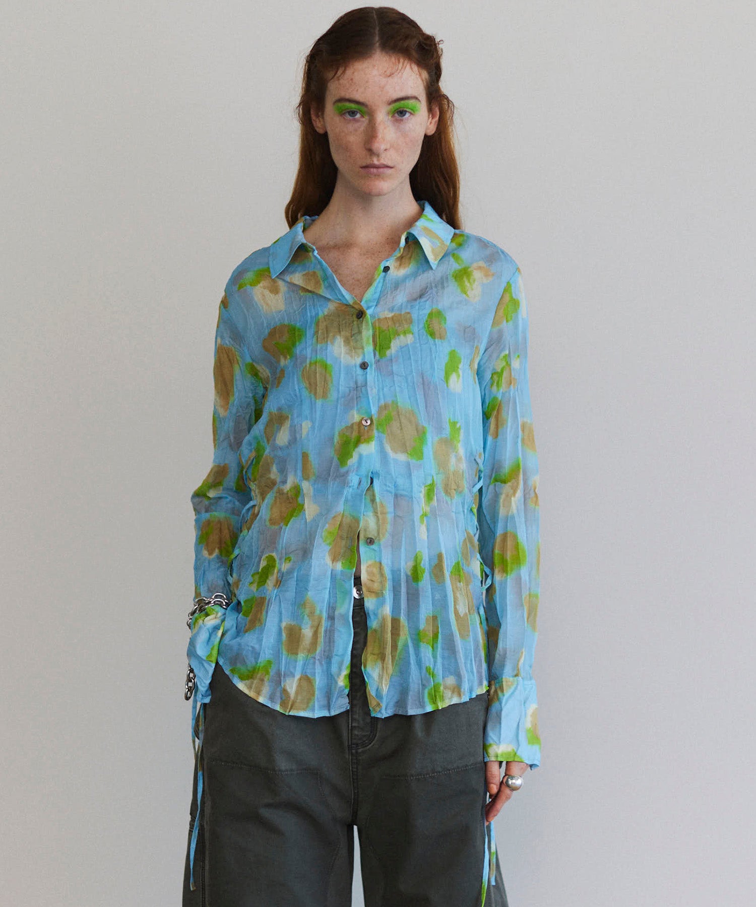 SALE】Floral Pattern Pleated Shirt