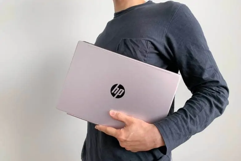 HP Pavilion 13-an1000レビュー】10万円以下で買えるアルミボディの