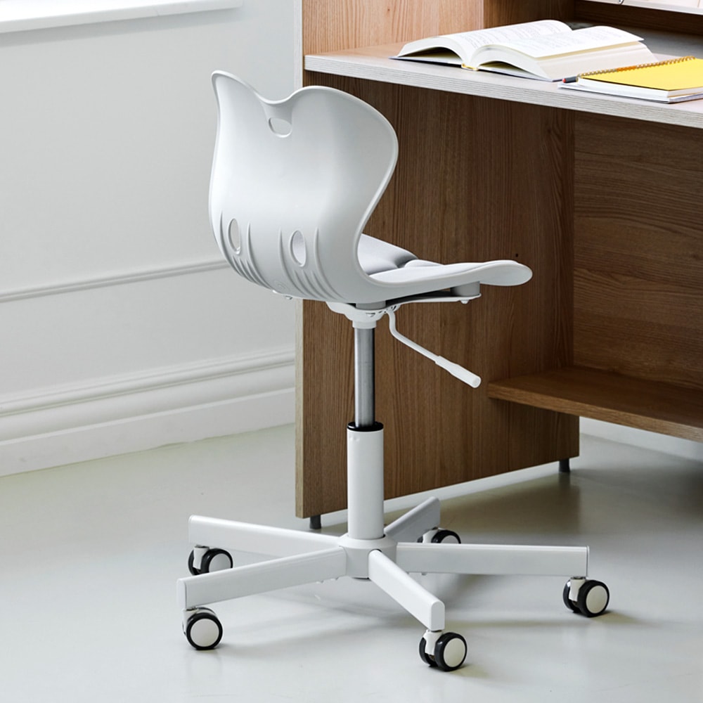 キャスタ付】骨盤サポートオフィスチェア マイコンフィ RC1100 mycomfy