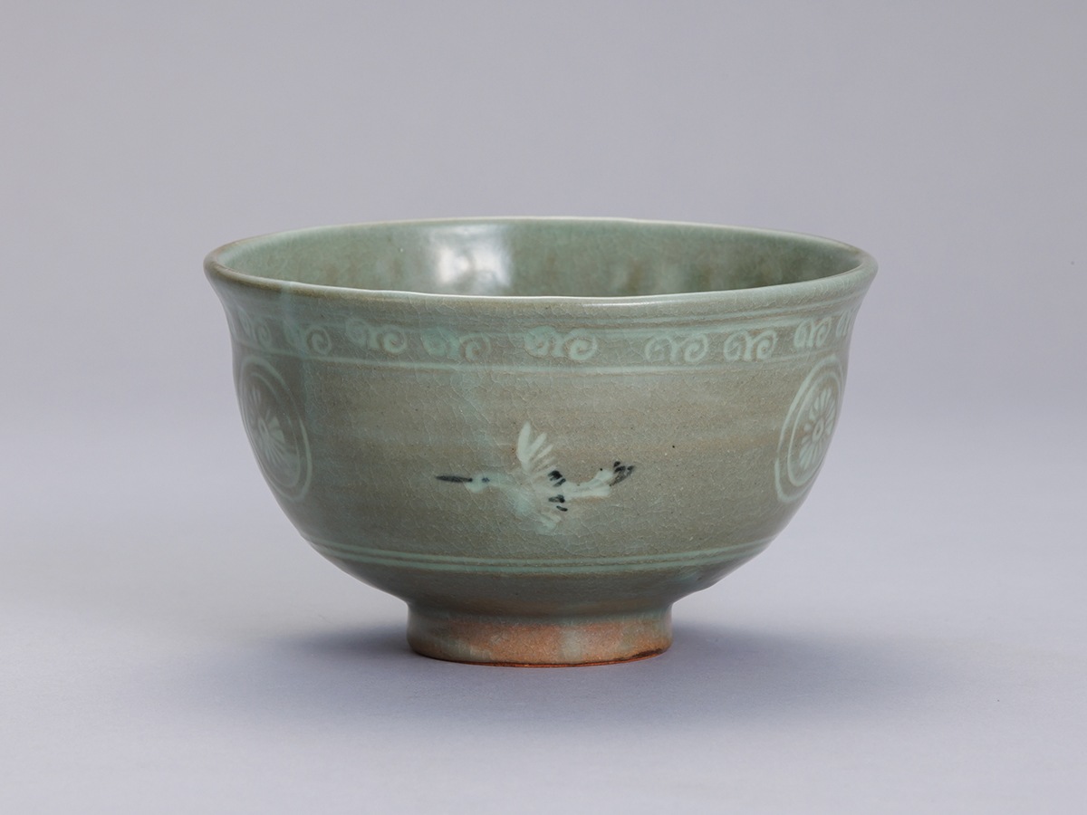 青磁 雲鶴茶碗 | 茶道具 | 淡交社 茶道具と茶席のきものオンラインショップ