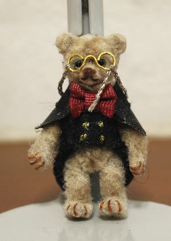 Nana～Avery merry unbirthday to you～/【眼鏡のベア】 | テディベア