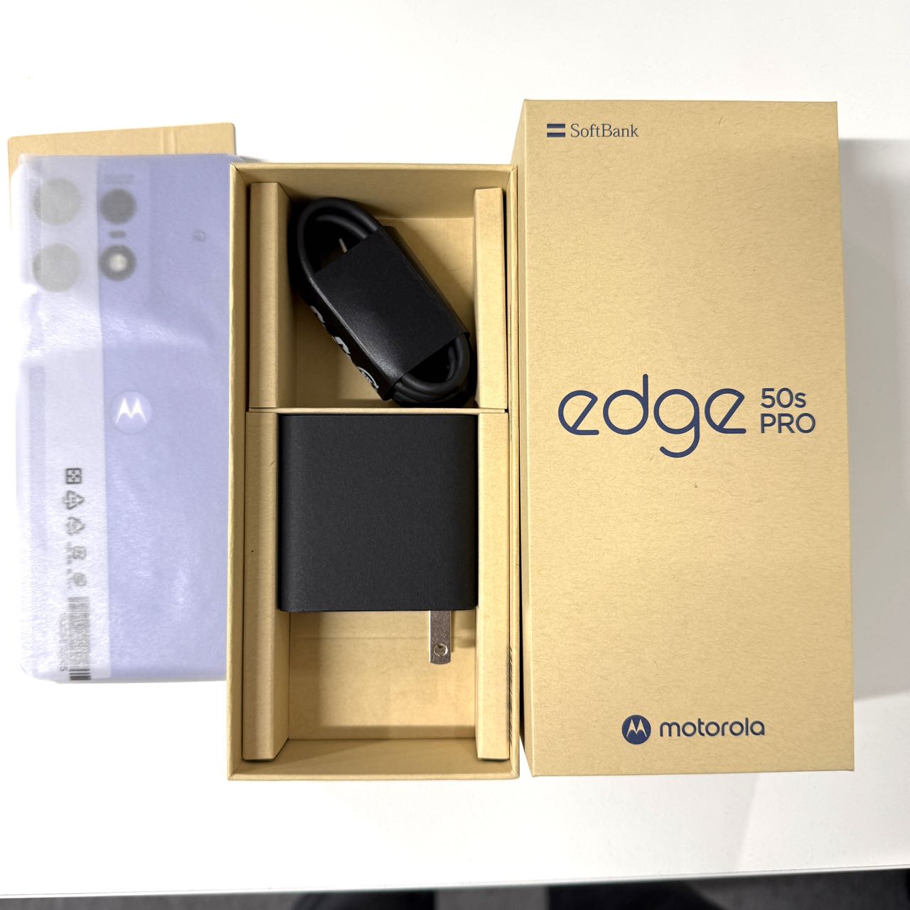 新品・SoftBank版」SIMフリー motorola edge 50s pro リュクス