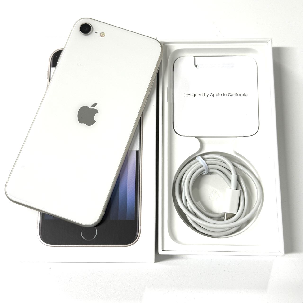 中古 Aランク訳] iPhone SE 第3世代 64GB スターライト 3K433J/A