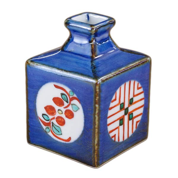 砥部焼 梅山窯 ミニ角瓶（丸抜き）【和食器通販e-tobeyaki.com】