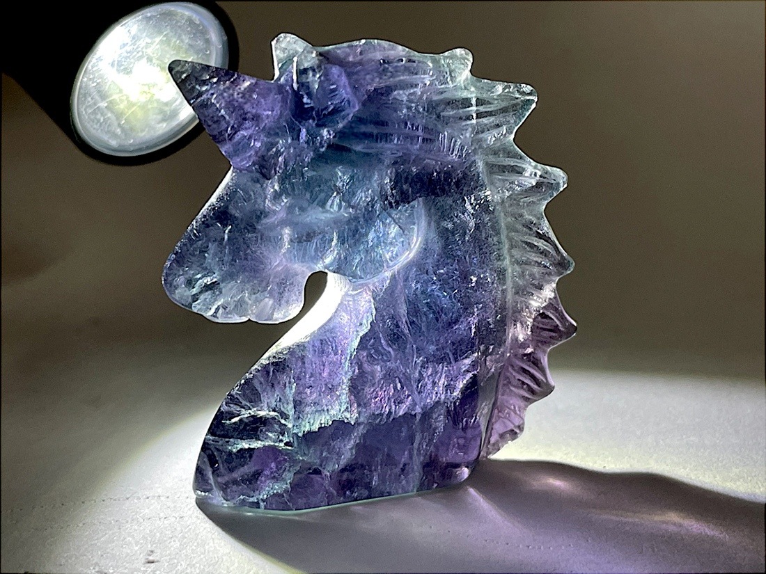 フローライト ユニコーン 彫刻