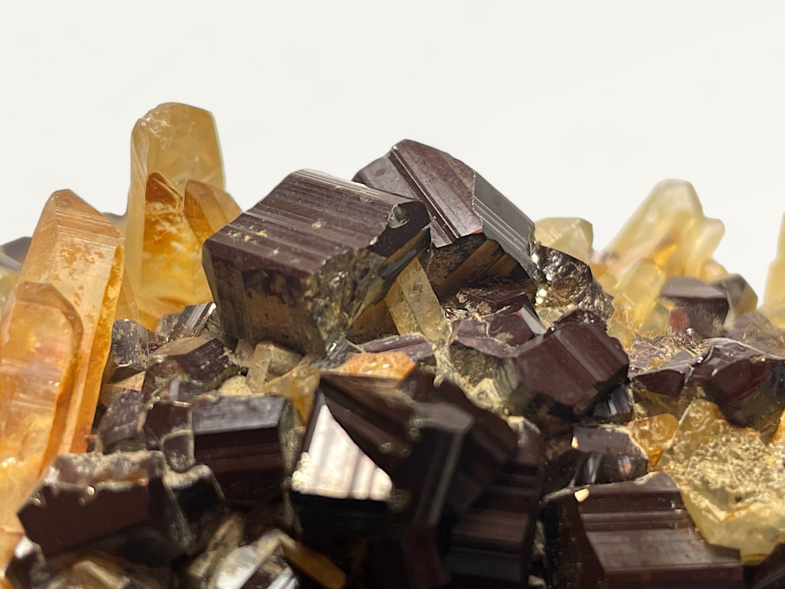 新産地レア! インドネシア産 パイライト/水晶クラスター