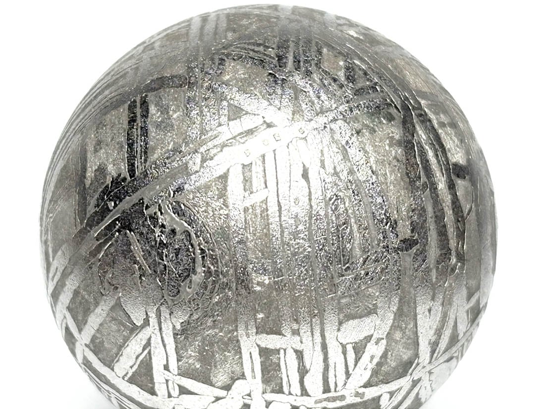 新疆ウイグル自治区産 アルタイ隕石 (162g) 丸玉 / Altai Meteorite
