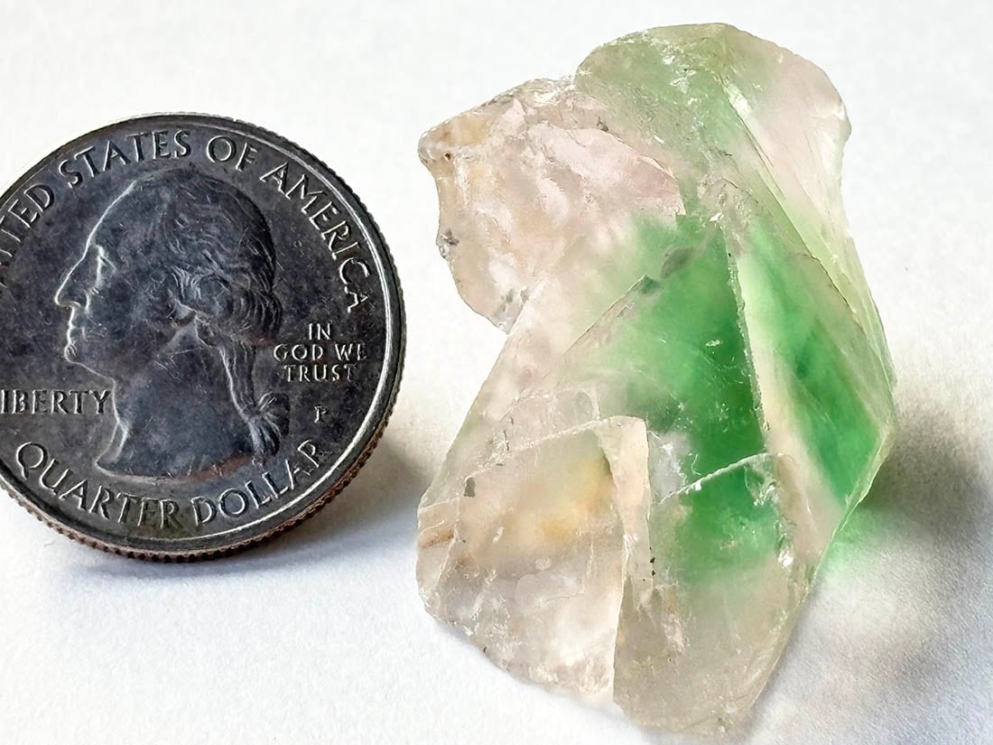 コロンビア ペーニャブランカ鉱山産 フローライト / fluorite ( 蛍石 )