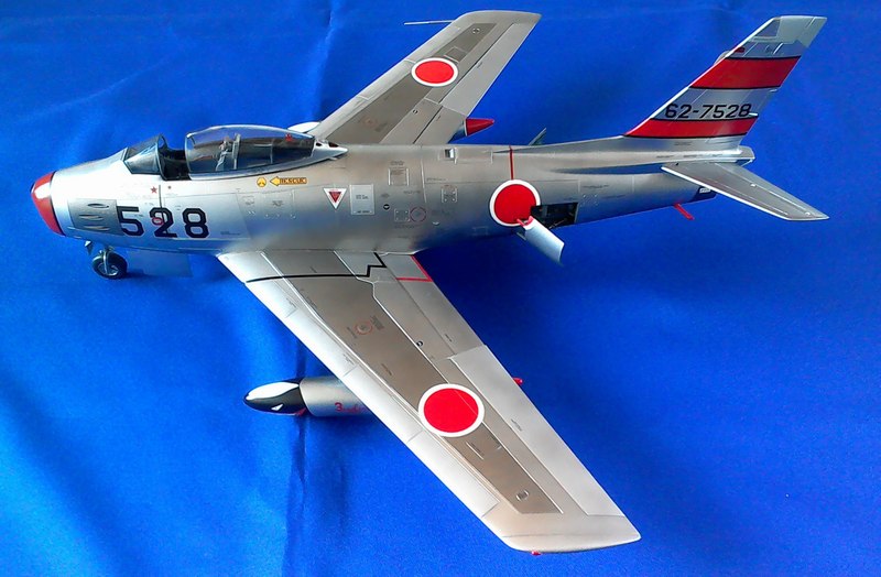 1／32 F-86F-40 セイバー【航空自衛隊第三飛行隊】完成品｜艦船模型の