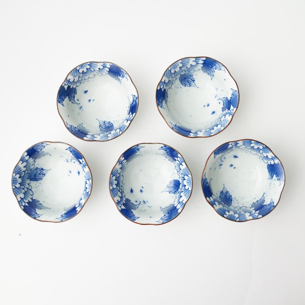 波佐見焼 牡丹唐草 花型小鉢揃（5枚セット）｜ 四季折々のおしゃれな和