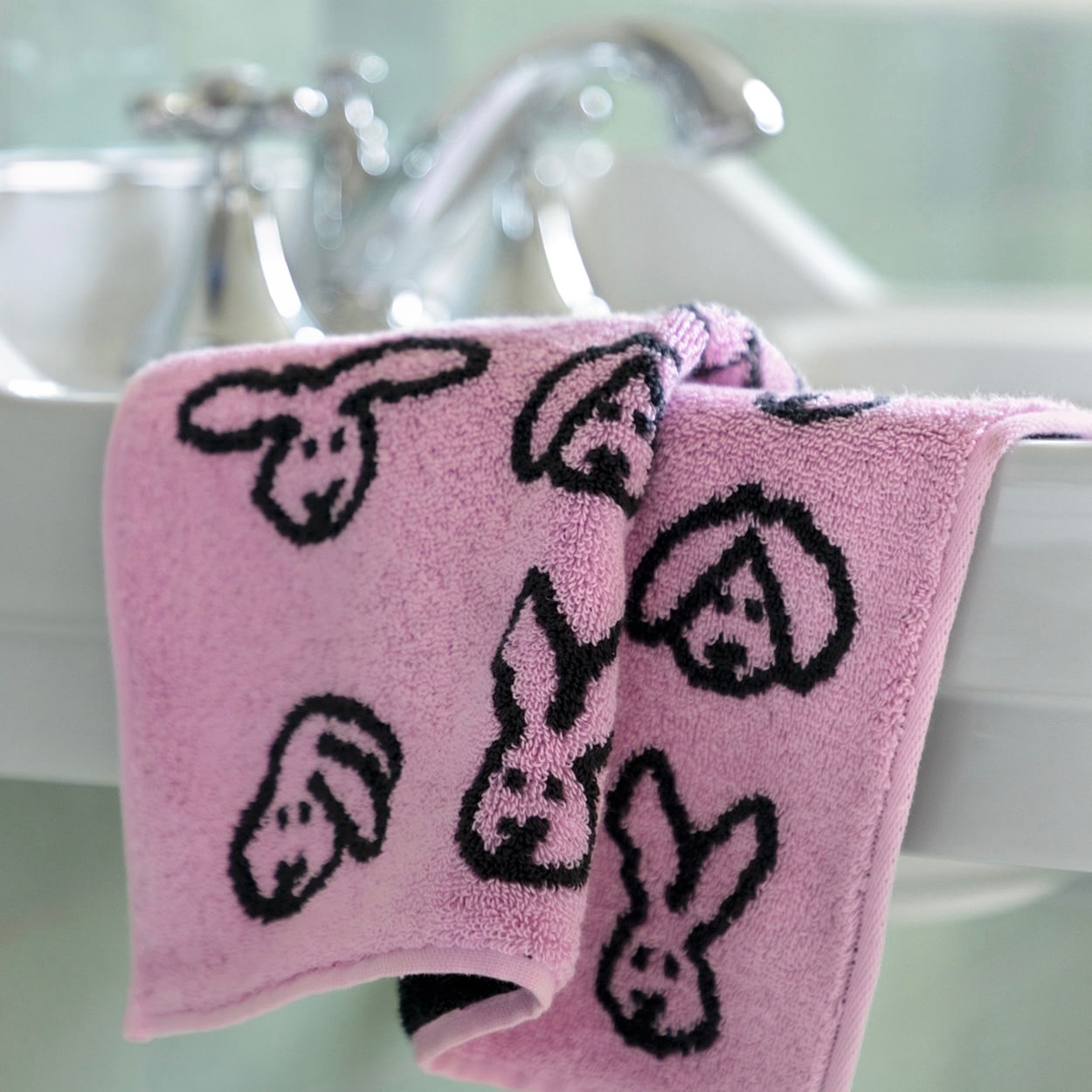 WARMGREY TAIL] Bunny Bunny ハンドタオル - Pink | CATEGORY,WEARABLE