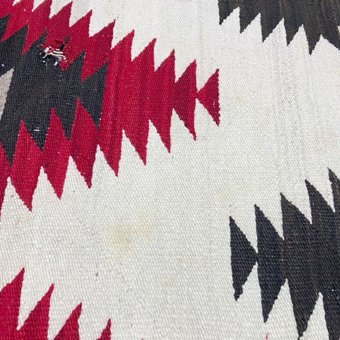 40s OLD NAVAJO HANDWOVEN TRIPLE CHEVRON DESIGH WOOL RUG 78×155