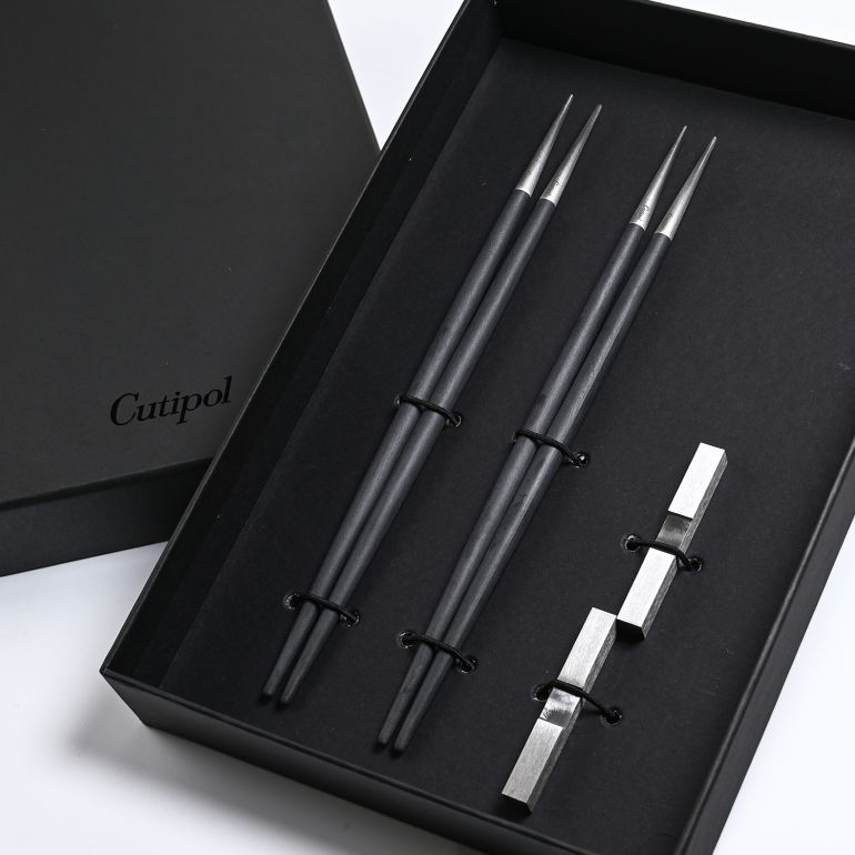 名入れ無料】【スペシャルラッピング付き】【純正紙袋付き】クチポール