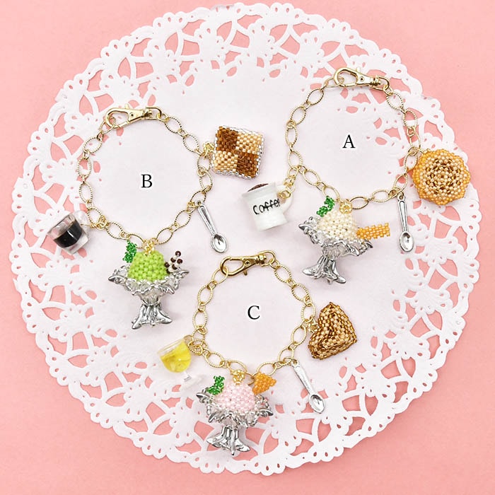 ビーズステッチで編むアイスとクッキーのバッグチャーム 【作家