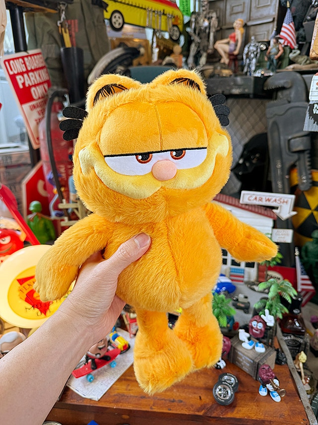 ガーフィールド ぬいぐるみ 38cmの通販・販売 | アメリカ雑貨のテーマ