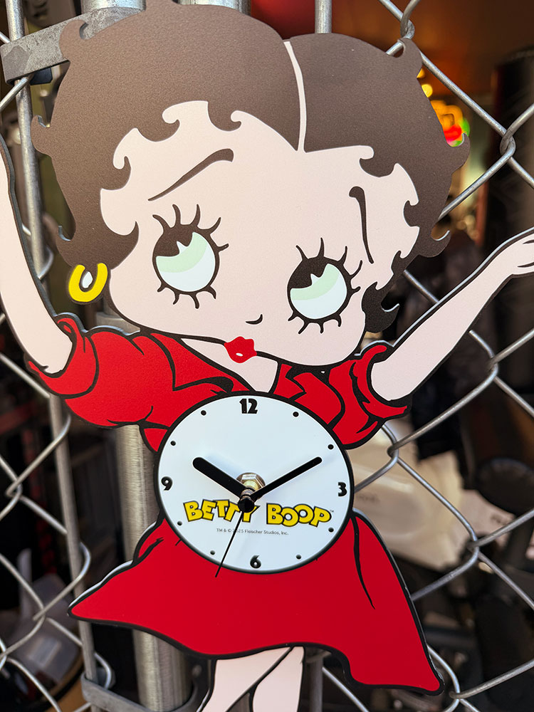 脚がユラユラする ベティ・ブープ スウィングクロック 壁掛け時計の