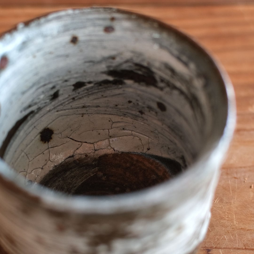 刷毛目/ぐい呑み | 唐津焼 雅樂窯 ( うたがま ) | 糸島くらし×ここのき