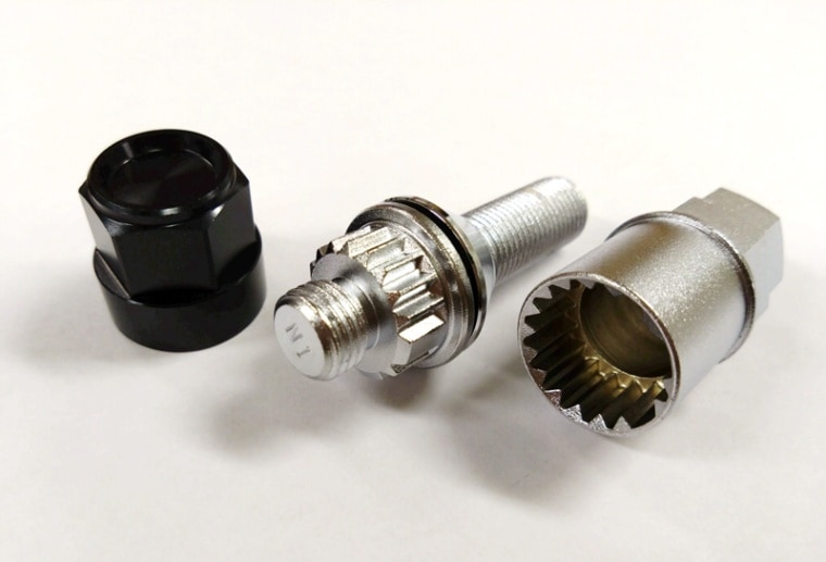 Cervo Piede レデューラーロックボルト M12×1.25 首下28mm 4本入り