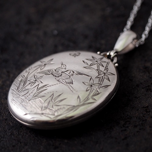 ヴィクトリアンシルバー 鳥と蝶 ロケットペンダント