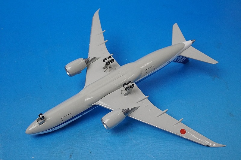 1/400 B787-8 ANA ドリームライナー ＊レジ番付与なし [NH40028