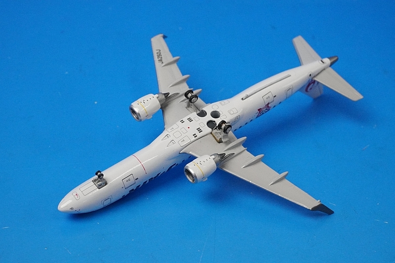 1/400 JCWings J-AIR Embraer E190STD日本航空 Amazon | JC Wings 1