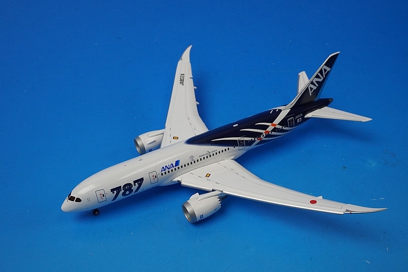 1/400 B787-8 ANA Special Marking 主翼フラップダウン JA802A