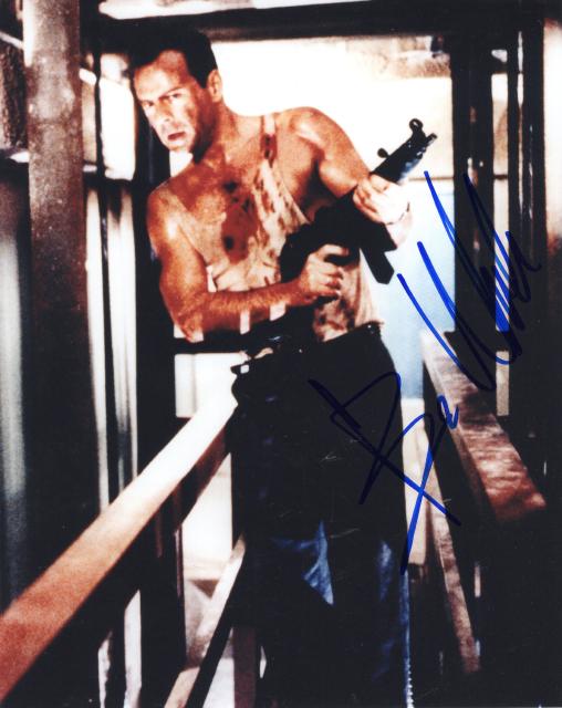 ブルース・ウィリス直筆サイン入り写真□ダイ・ハード○UACCRD永久保証