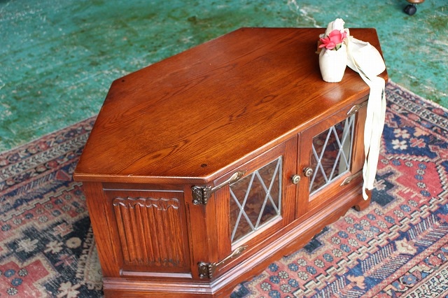 イギリスアンティーク家具 オールドチャーム/TVボード テレビ台 テレビ