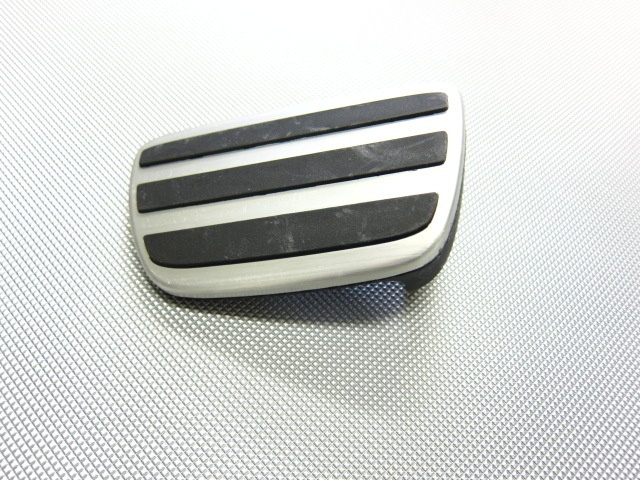 アクセルペダル、ブレーキペダルパッドセット 78101-33070 47121-11010