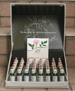 野*洋様 40本バッチフラワーレメディボックス+関連本5冊セット 特製