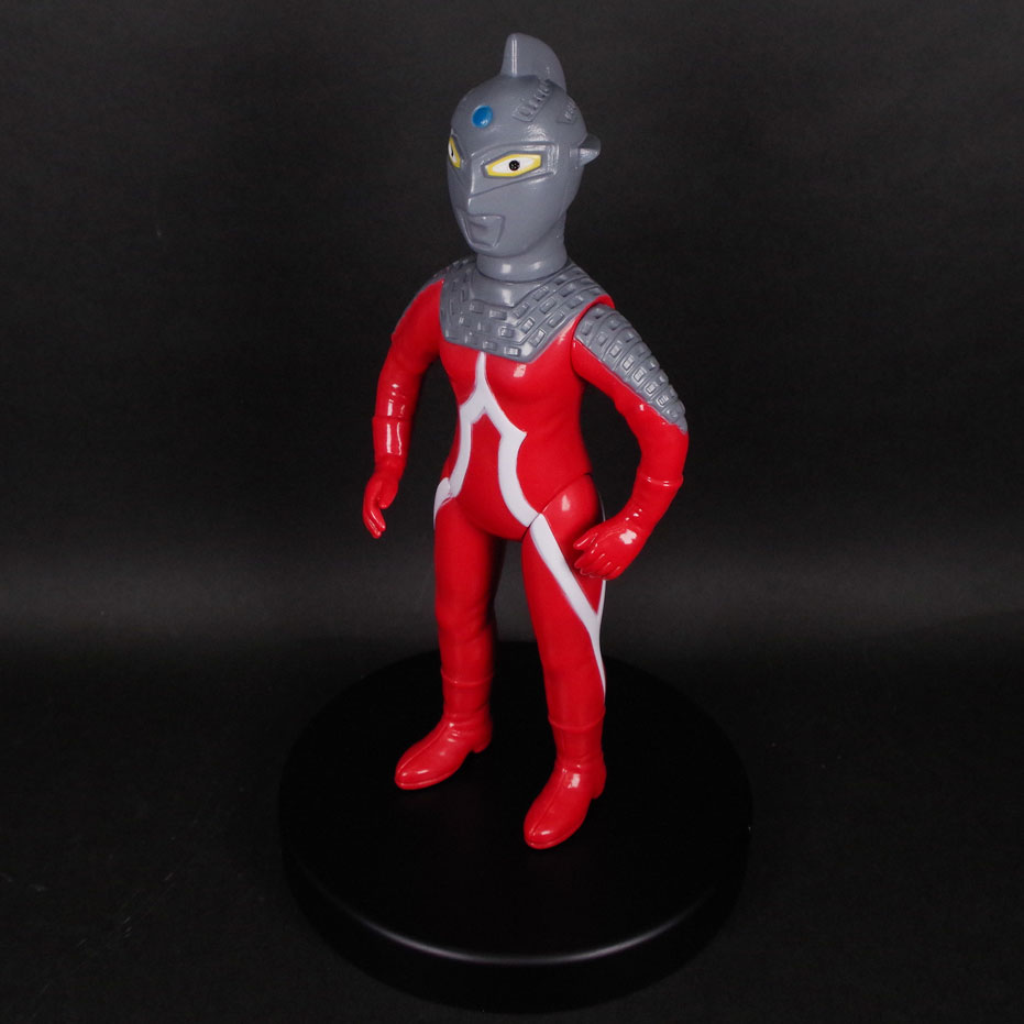 ブルマァク BULLMARK/ソフビ Sウルトラセブン/レギュラータイプ｜墓場