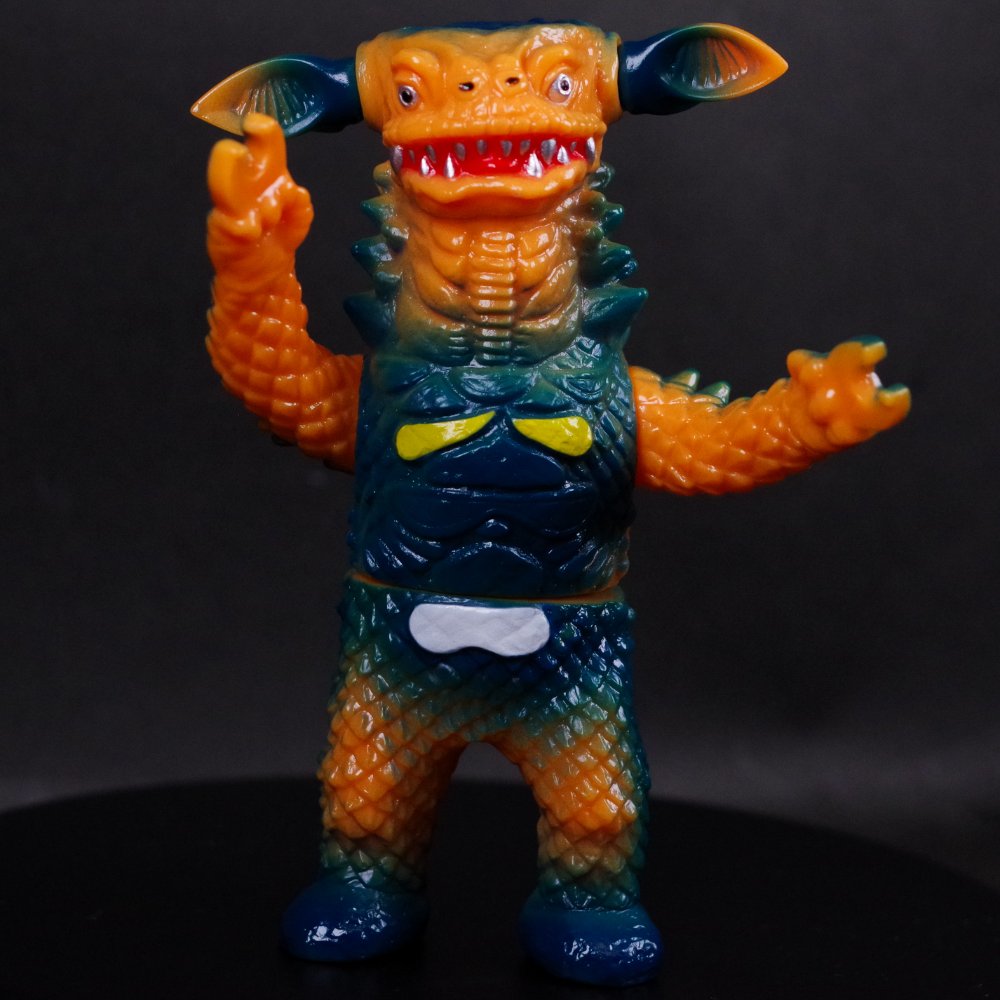 MAXTOY ギャンゴ ペスター 2体セット ソフビ ウルトラマン マックス