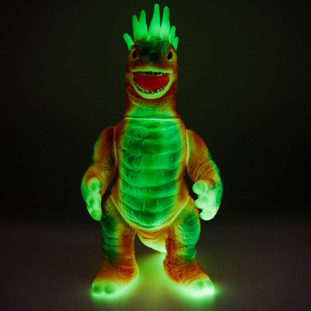 ブルマァク BULLMARK/ソフビ/モグネズン/蓄光｜墓場の画廊ONLINE STORE