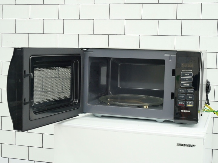 アイリスオーヤマ製2023年式中古電子レンジ PMB-T178-B