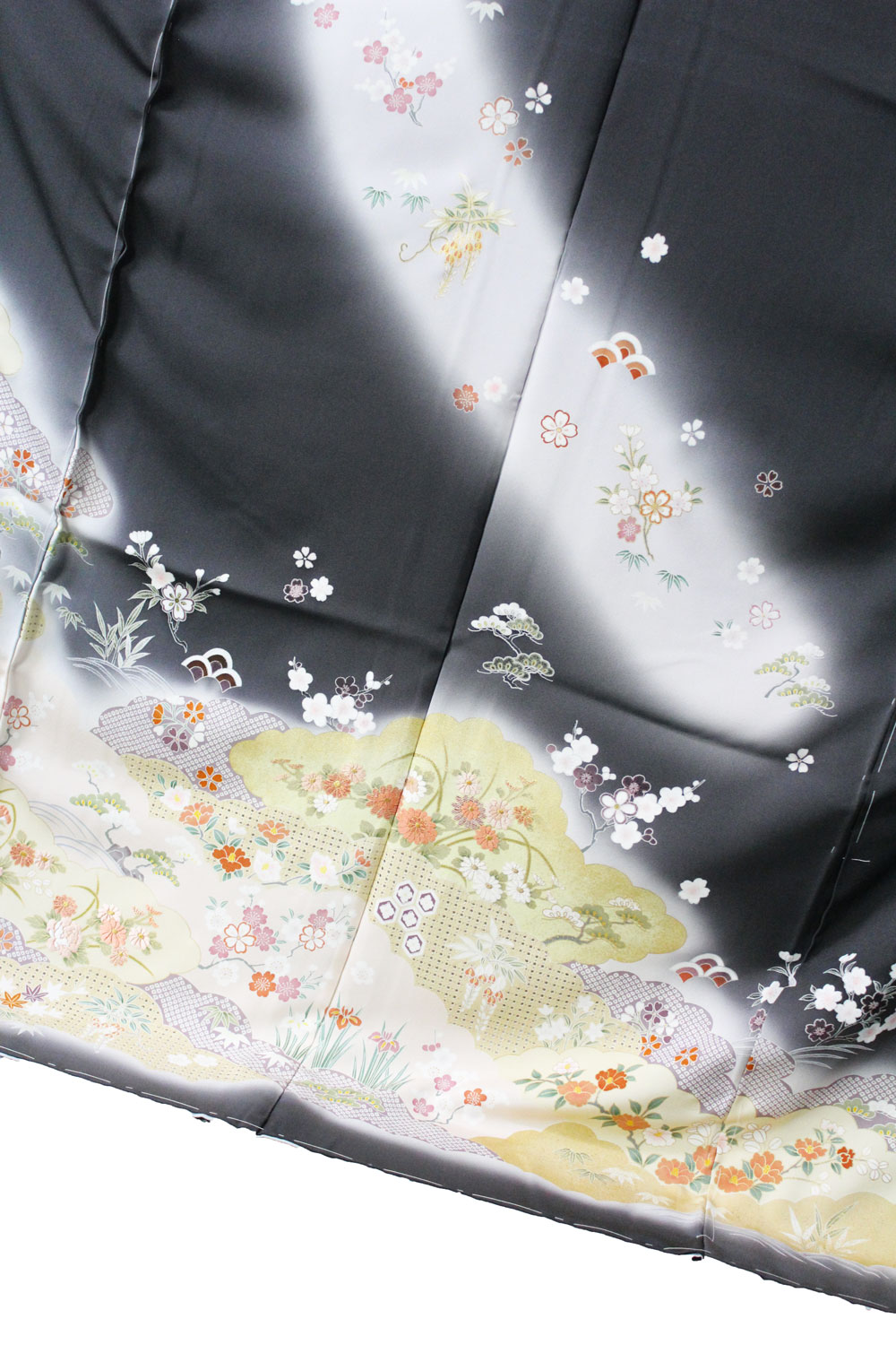 最高級丹後ちりめん訪問着「蘇州汕頭刺繍に京友禅 雲取りに四季の花