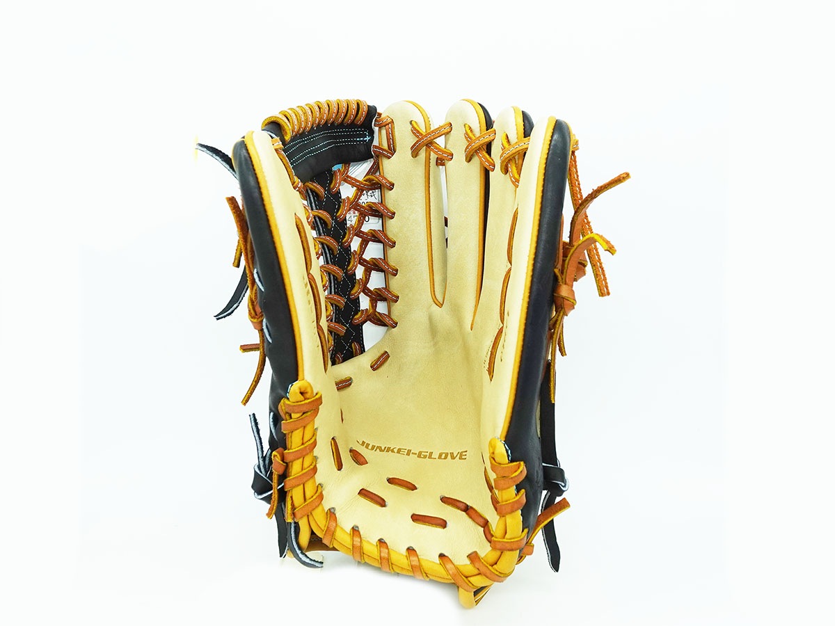 UNDER ARMOUR 軟式グローブ CB8041 イエロー UNDER ARMOUR 軟式