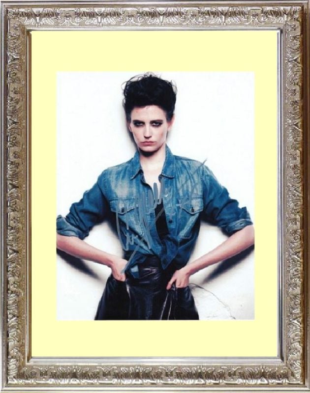Eva Green エヴァ グリーン 直筆サイン PHOTO | ハリウッド女優 (A-E