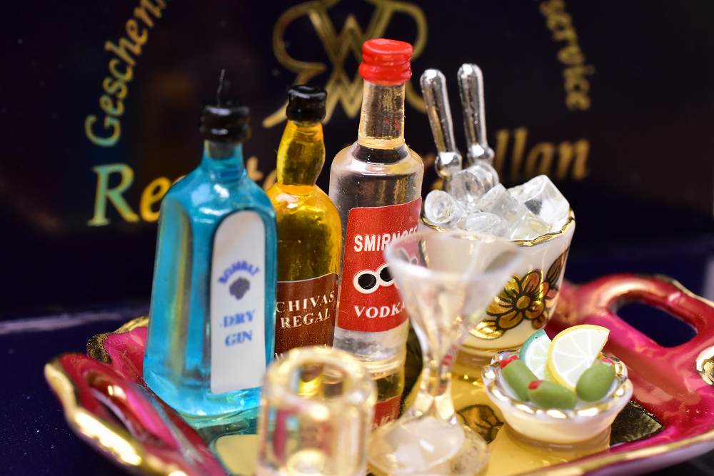 送料無料】【Reutter】ロイターポーセリン ミニチュア雑貨