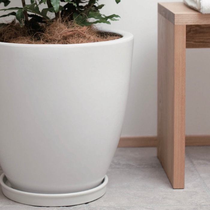 植木鉢 大型 13号 白色 ホワイト WYモダン PR6 マット釉 受け皿付き