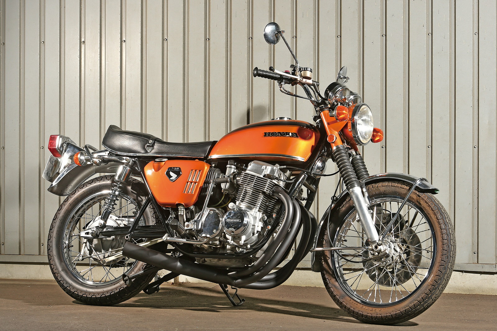 ハンドメイドショート管 CB750K0 鉄フランジ BK 二曲/リヤステーない