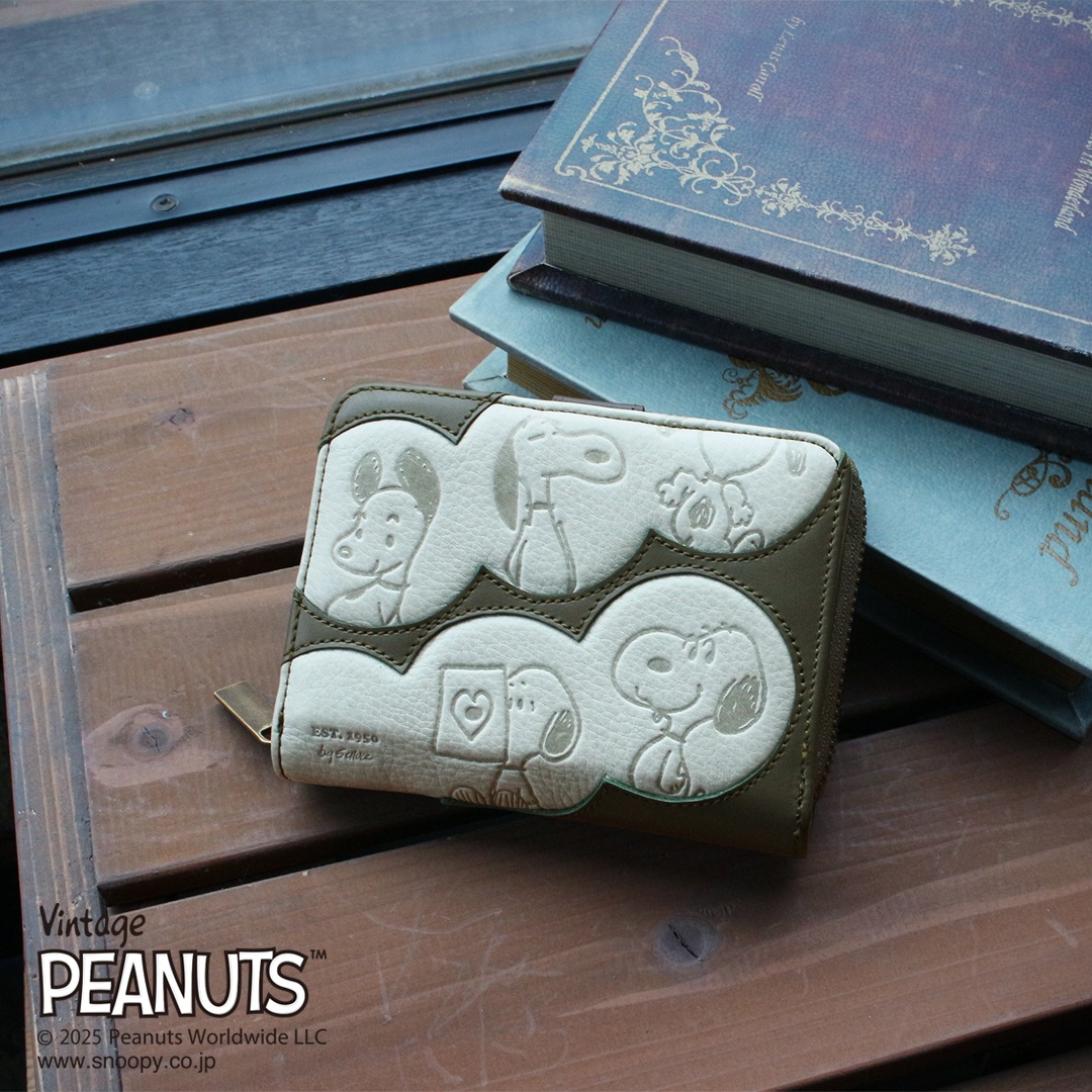 PEANUTS/SNOOPY】スヌーピーの二つ折り財布【PEANUTS75周年】[sp-11321]