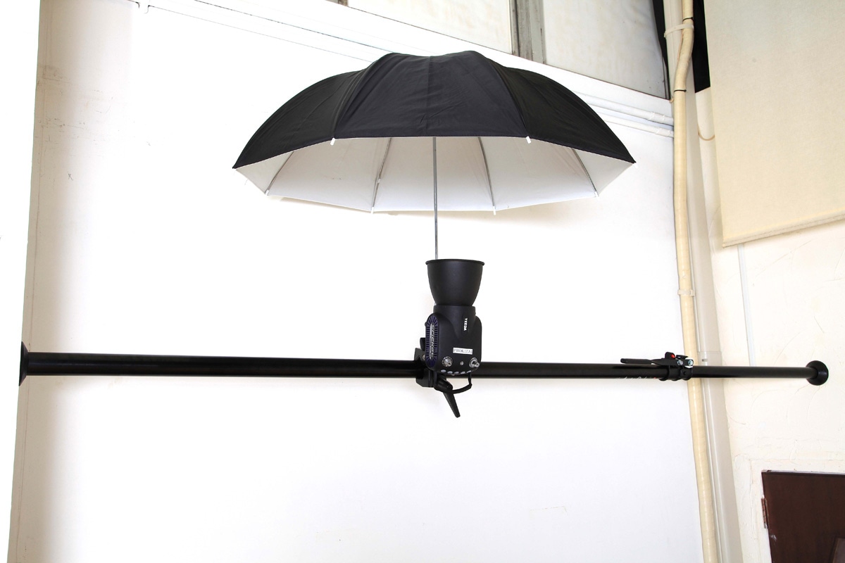 3連エキスパン付きマンフロットオートポールセット