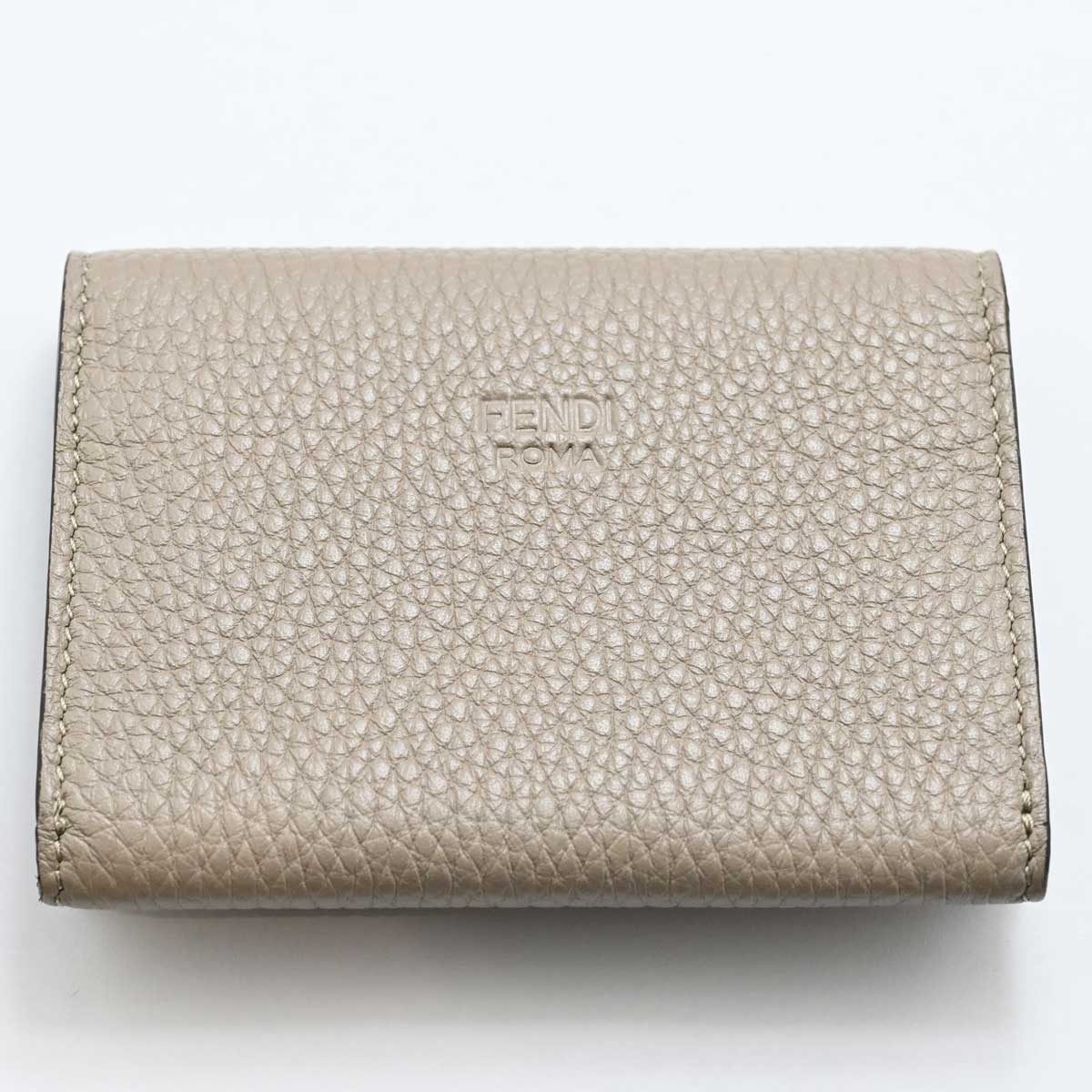 フェンディ FENDI セレリア ピーカブー カードケース 名刺れ 8M0425