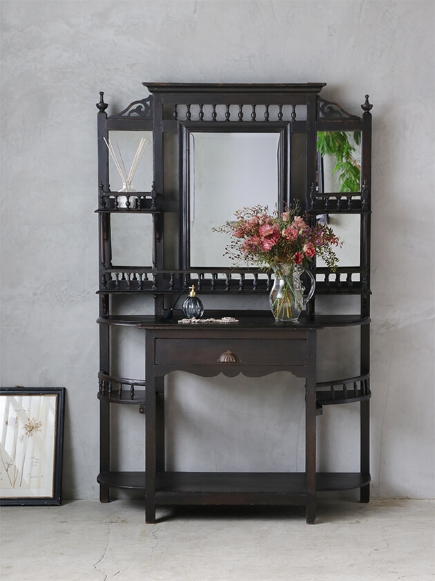 ヴィンテージドレッサー