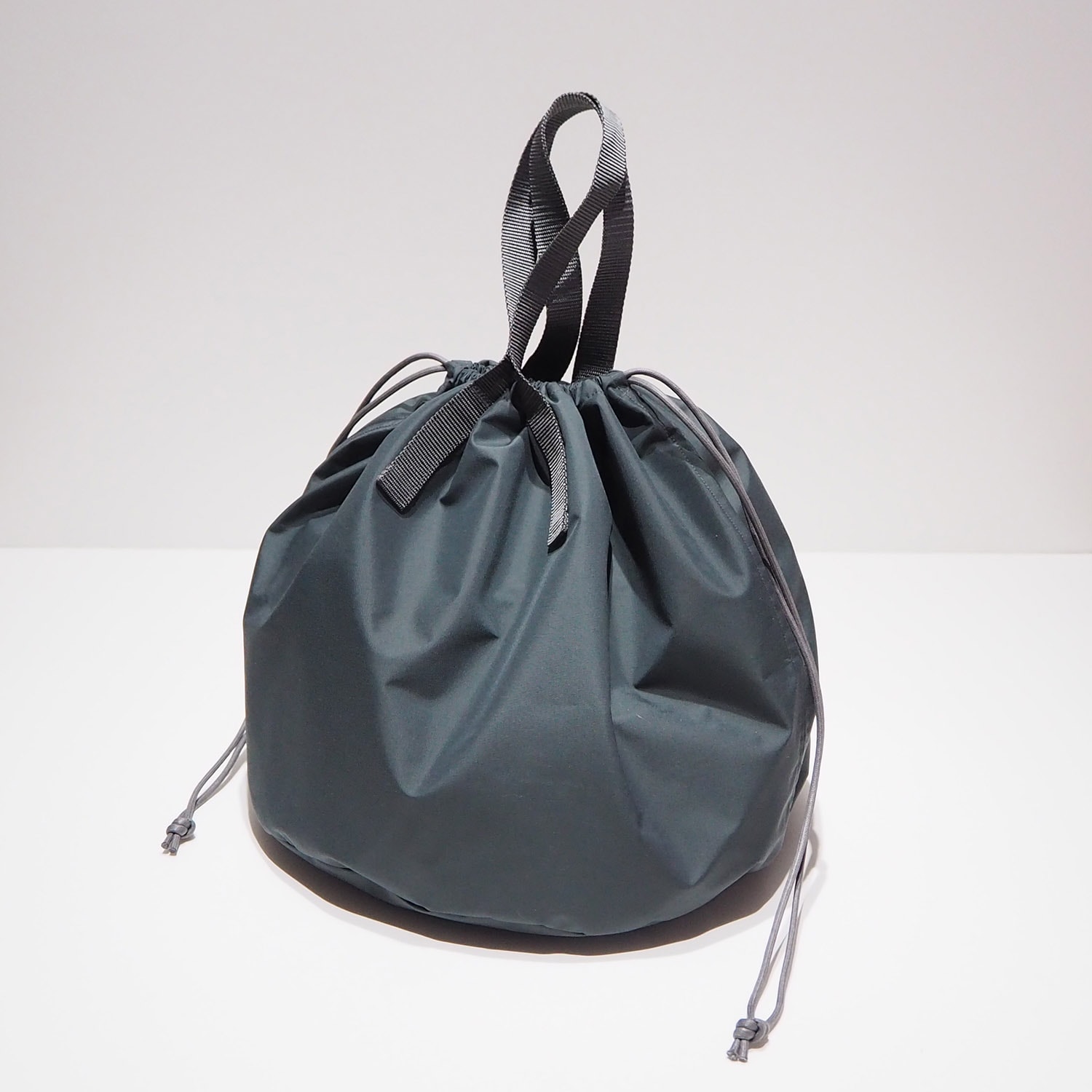 ERA. イーラ B.T HELMET BAG ヘルメットバッグ グレー