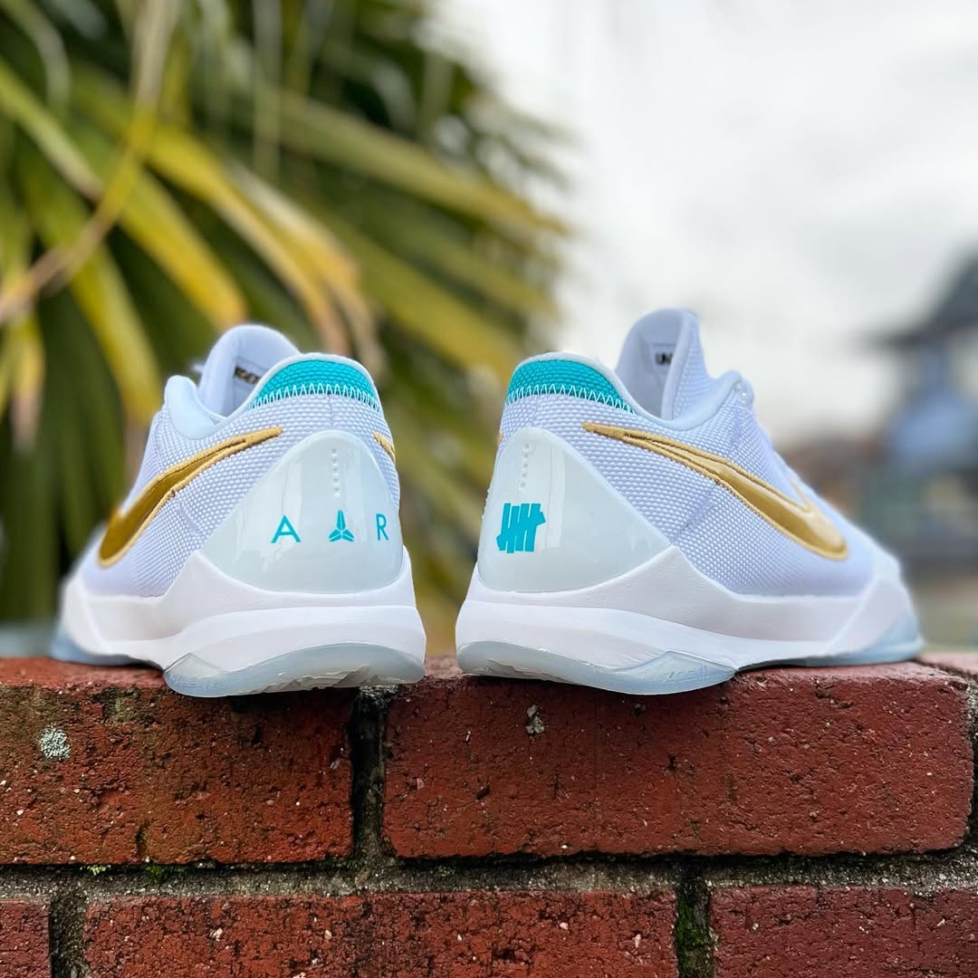 NIKE KOBE 5 PROTRO 'UNDEFEATED WHAT IF PACK' ナイキ コービー