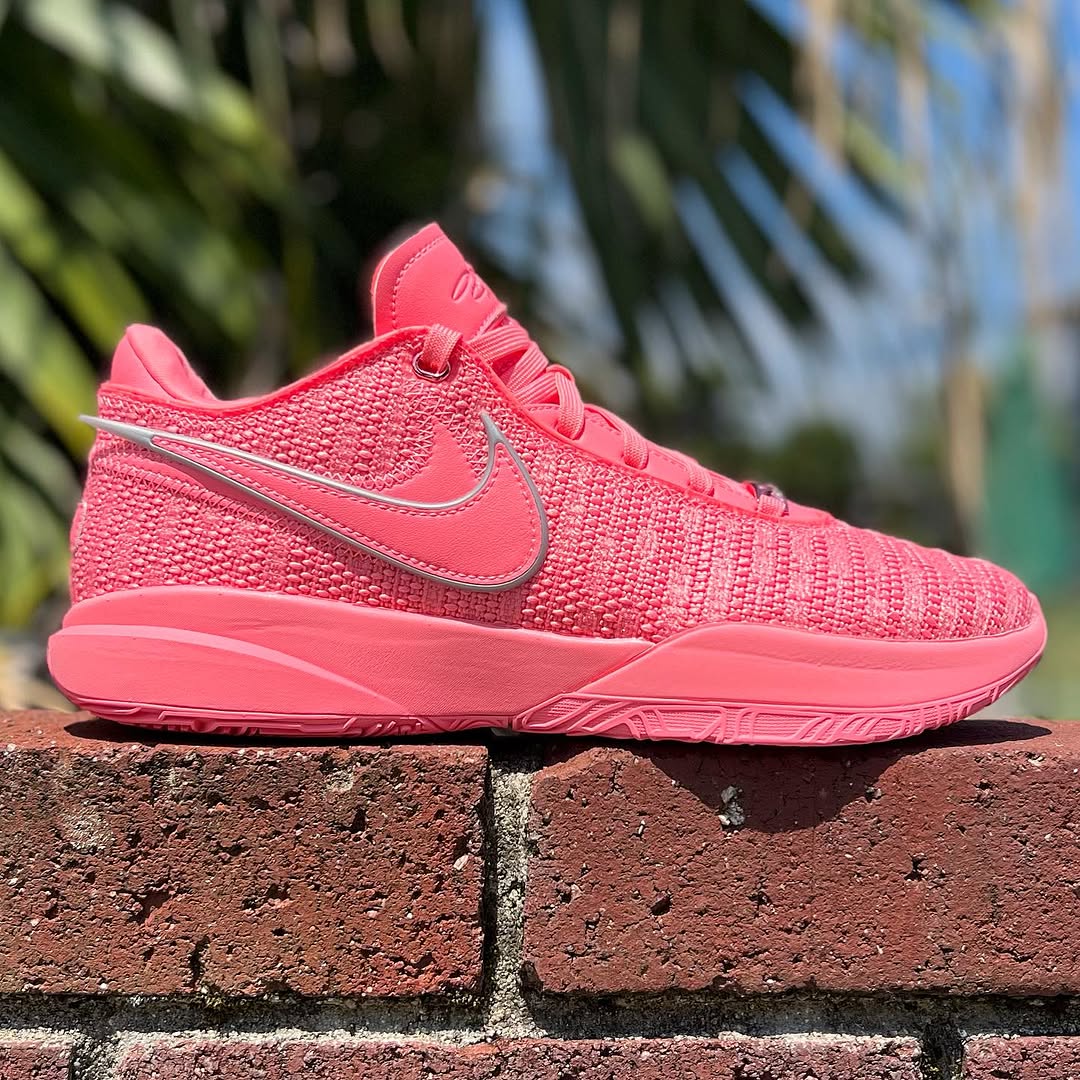 NIKE LEBRON XX 'PINK DIAMOND' ナイキ レブロン 20 【MEN'S】 pink